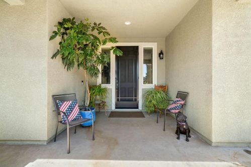 15835 Four Corners Ct, Lathrop, CA 95330-8626