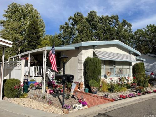 80 Laguna Pl, Lake Nacimiento, CA 93446-3961