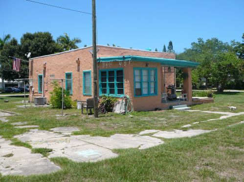 2405 Sunrise Blvd, Fort Pierce, FL 34982-3556