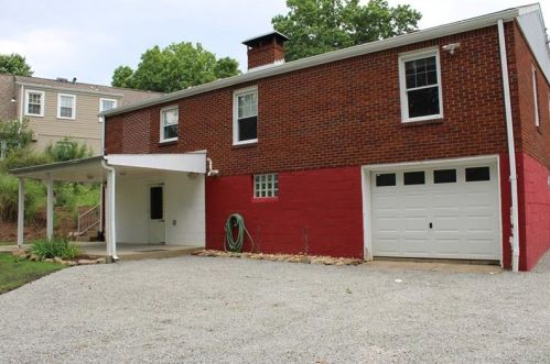 25 Crystal Dr, Oakmont PA  15139-1001 exterior