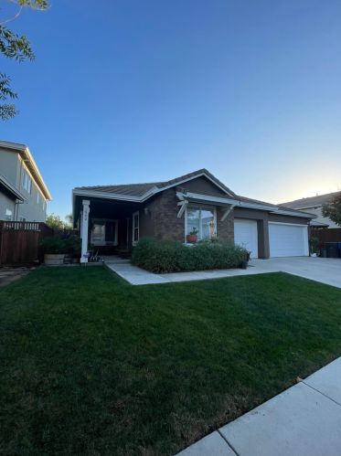 1540 Phlox Dr, Grayson CA  95363-8360 exterior