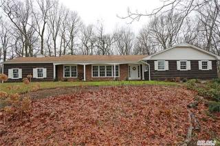 44 Woodfield Ave, Northport NY  11768-2441 exterior