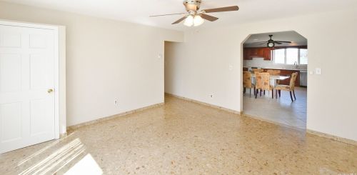 4028 Jean Ave, Bethpage NY  11714-4521 exterior