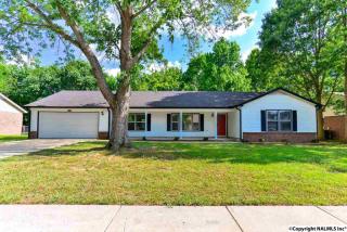 14910 Clovercrest Dr, Huntsville, AL 35803-2332