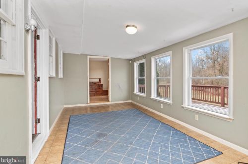 2148 Ritner Hwy, Carlisle PA 17015-9305 exterior