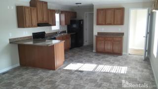 5608 Cliff Barnes Dr, Knoxville TN  37921-3742 exterior