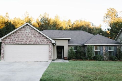 41144 Berry Ridge Dr, Ponchatoula, LA 70454-9433