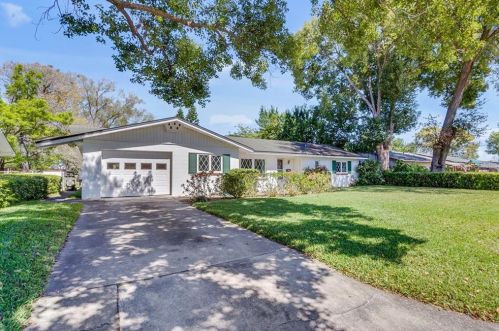 221 Spartan Dr, Maitland, FL 32751-3430