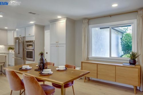 3616 Portsmouth Ct, Pleasanton CA  94588-3594 exterior