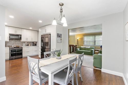 109 Redbud Dr, Beaver Falls PA  15010-1152 exterior