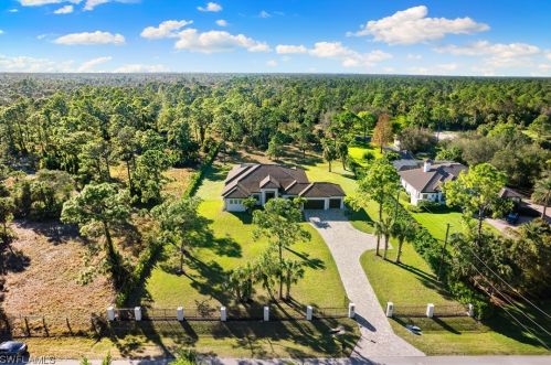 631 25th St, Naples FL  34120-1843 exterior