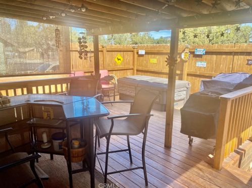 2135 State Ln, Big Bear City CA  92314-9698 exterior