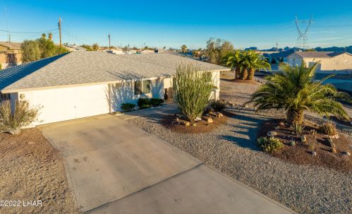 3816 Sweetgrass Dr, Lake Havasu City, AZ 86406-7377