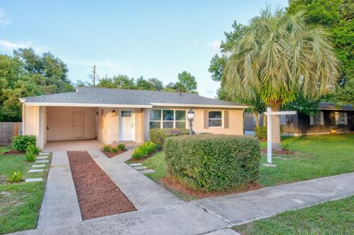 1774 Philadelphia Ct, Deltona, FL 32725-4918