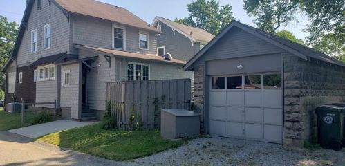 816 California Ave, Oakmont PA  15139-1360 exterior