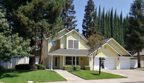 2419 River Cliff Way, Riverbank, CA 95367-4202