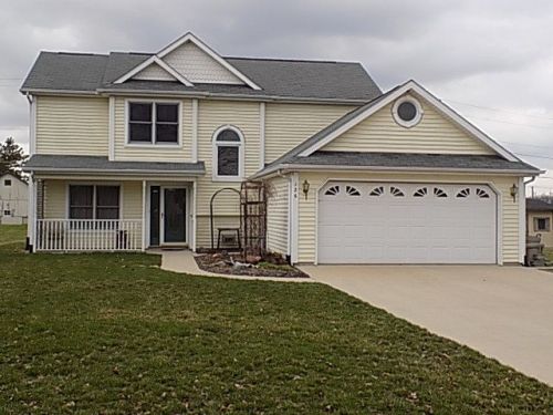 126 Rochester Ct, Decatur, IN 46733-3130