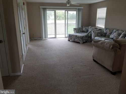 37494 Pettinaro Dr, Millville, DE 19970-3959