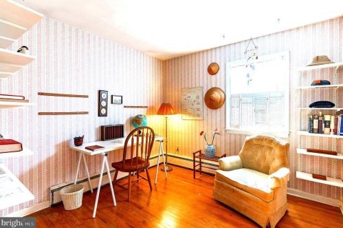 623 Crescent Ave, Lansdale PA 19446-3203 exterior