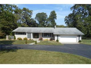 1701 Maumee Dr, Defiance, OH 43512-2520