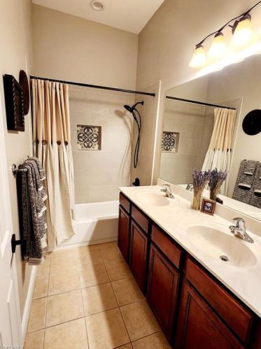 2209 Vardin Pl, Naples FL  34120-0511 exterior