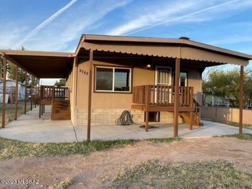 2762 Mossman Rd, Tucson, AZ 85746-5107