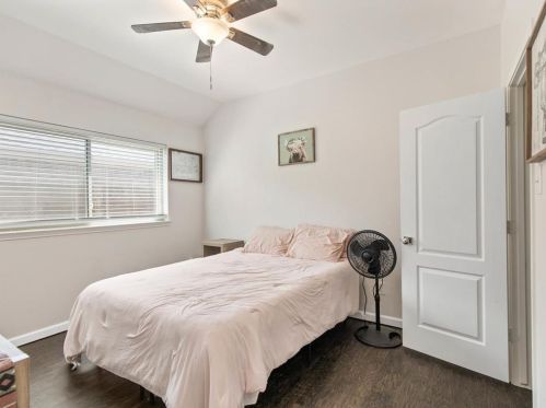 5064 San Jacinto Dr, Fort Worth TX 76137-5537 exterior