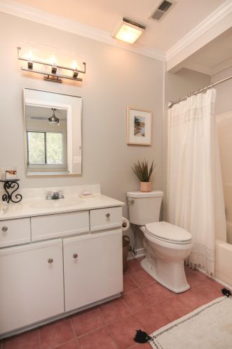 334 Sandpiper Dr, Mount Pleasant SC  29464-2834 exterior