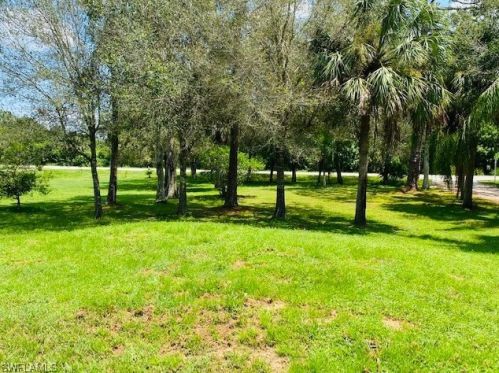 291 22nd St, Naples, FL 34120-9474