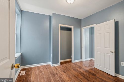 2445 17th St, Philadelphia PA  19132-4441 exterior