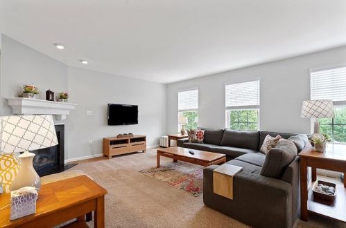 137 Bellefield Ct, Gibsonia, PA 15044-9177