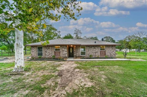 14811 Old Humble Pipeline Rd, Conroe TX  77302-4437 exterior