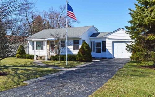 304 Lenfesty Ave, Marion, IN 46952-3240