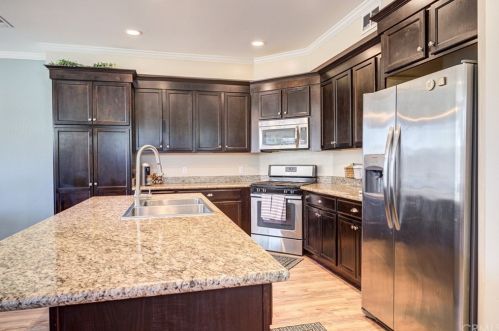 59 8th St, Templeton CA  93465-9343 exterior