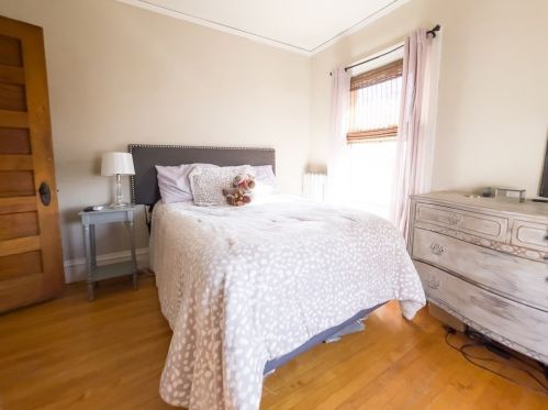 245 Madison St, Fall River MA 02720-5517 exterior