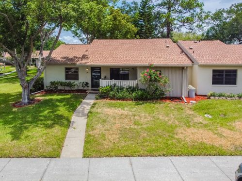 30 Tads Trl, Oldsmar, FL 34677-2318