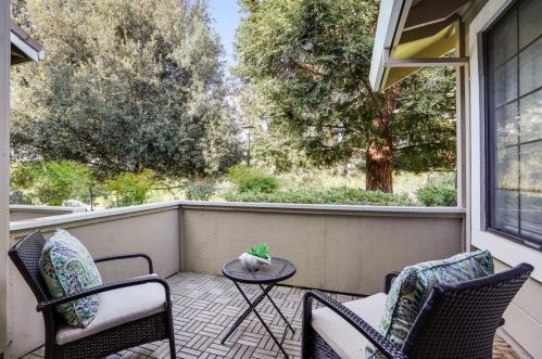 2851 Buena Crest Ct, San Jose CA  95121-2956 exterior