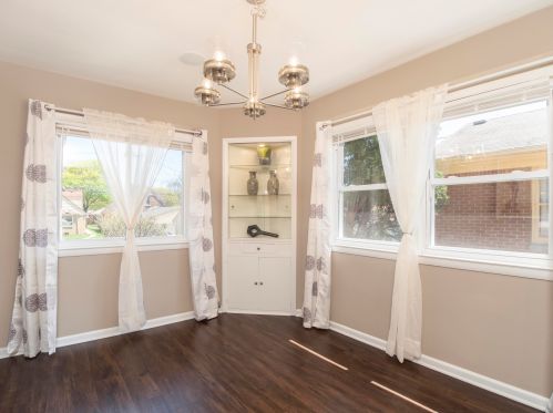 5042 68th St, Milwaukee WI  53220-4514 exterior