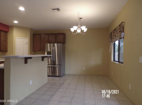 975 Horner Dr, Sierra Vista AZ  85635-1473 exterior