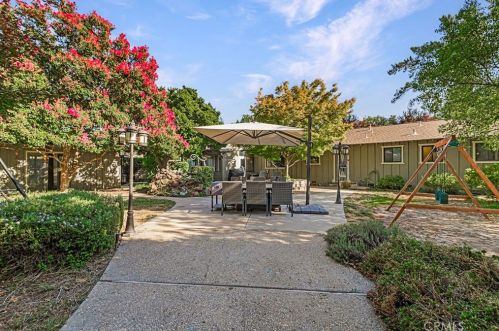 1064 Via Verona Dr, Chico CA  95973-1031 exterior