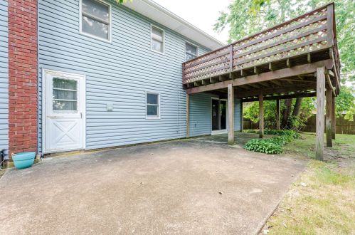 620 Dyre Ave, West Islip NY  11795-3312 exterior