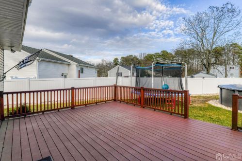 12 Nicholas Dr, Old Bridge NJ  08857-1558 exterior