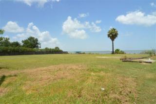 4221 Bayshore Dr, Bacliff TX  77518-1392 exterior