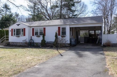 43 Franklin Ave, Plainville, CT 06062-1601