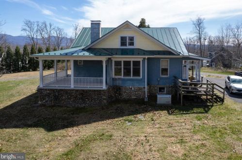 390 Forest Hills Dr, Richmond National Battlefiel VA  22835-9107 exterior