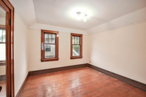 2141 59, Milwaukee WI 53219-1549 exterior