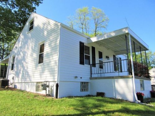 131 Maple St, Canonsburg, PA 15317-1440