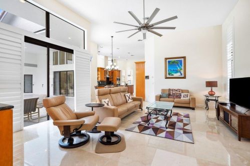 6670 Newport Lk Cir, Boca Raton FL 33496-3001 exterior