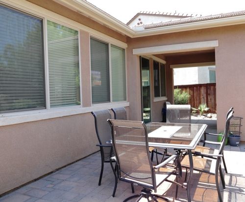 1360 Quince St, Beaumont CA  92223-8454 exterior