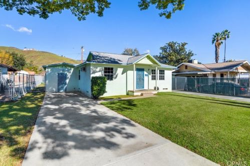 932 31st St, San Bernardino, CA 92405-2824